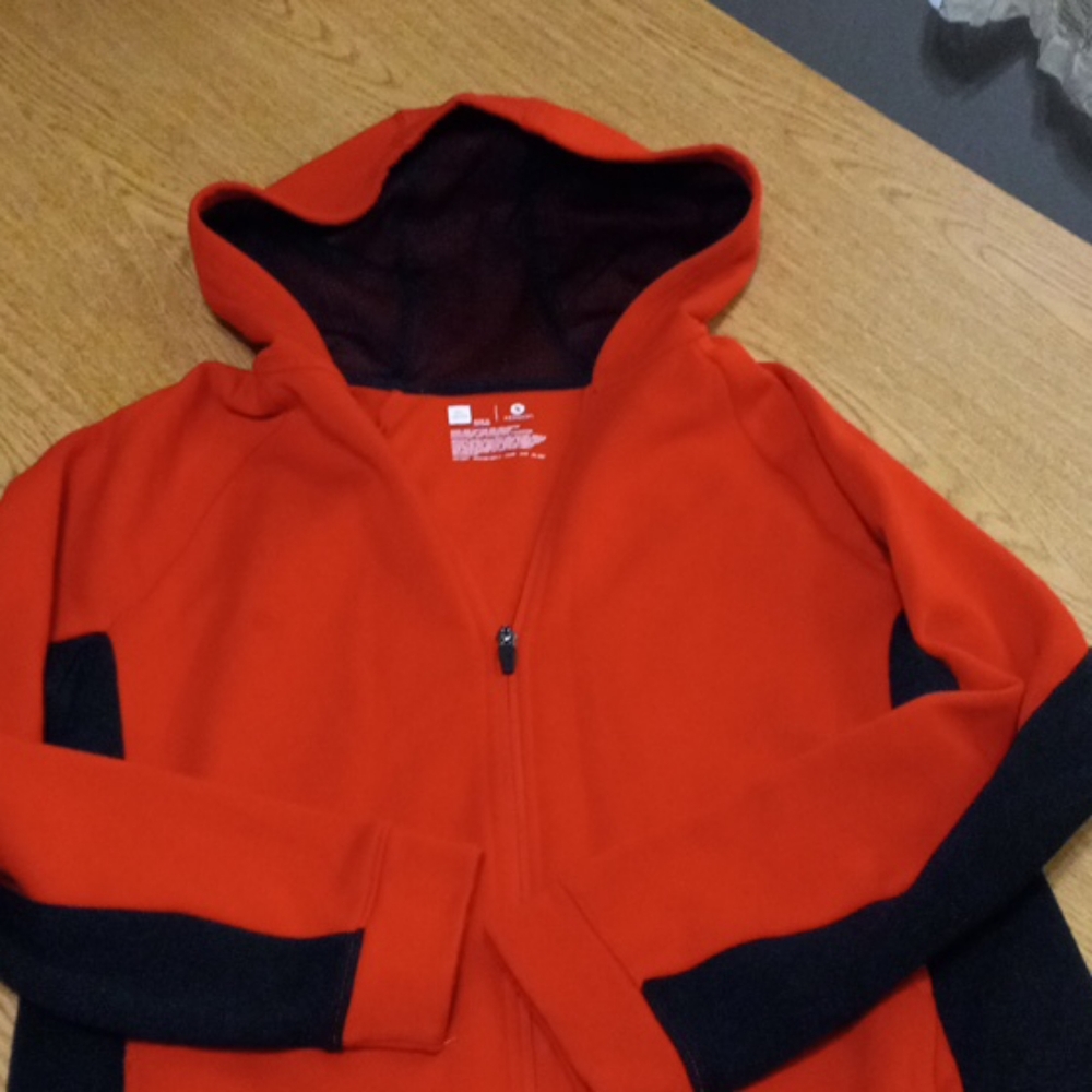 Xersion sweater